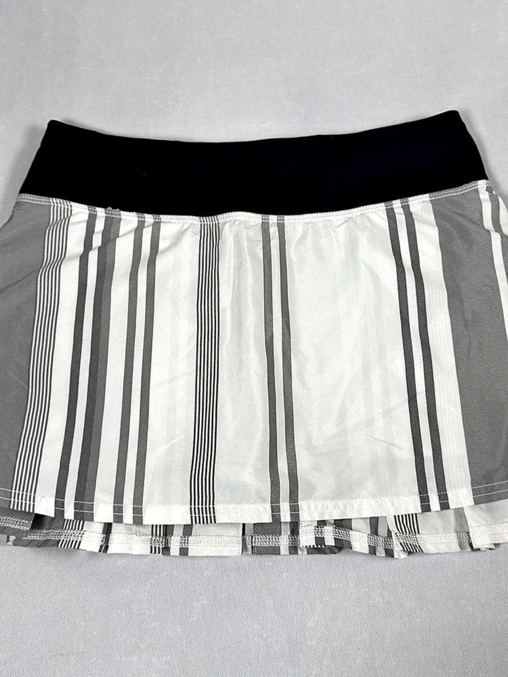 lululemon Striped Athletic Mini Skirt in Gray & White